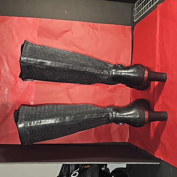 Blondo heeled Gorgeous Black Leather Waterproof Boots Comfortable 10M - Picture 7 of 16